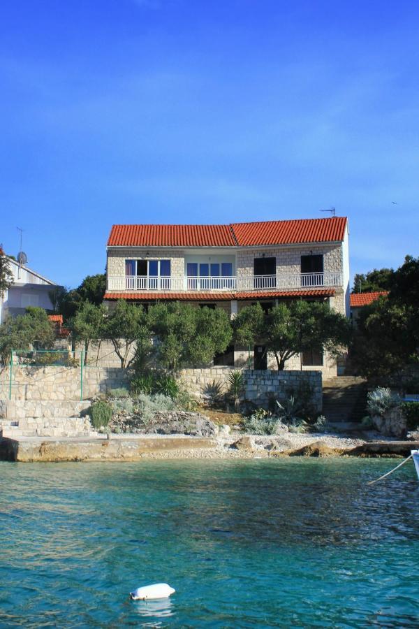 Apartment Tri Zala 174B Zrnovo Kültér fotó